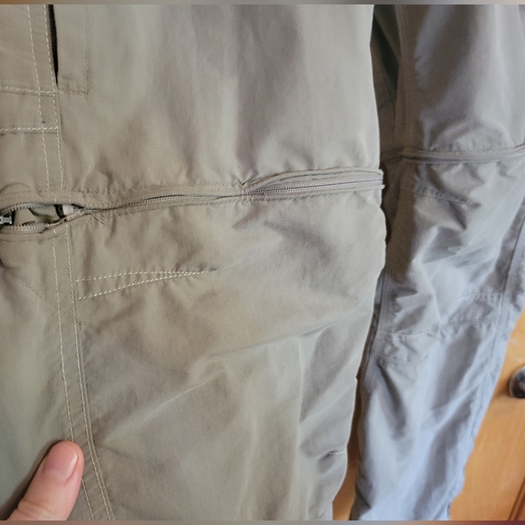 KUHL Khaki Gray Liberator Convertible Stealth Zip Cargo Pants Size 32x32 - Picture 11 of 13
